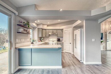 546 Fall Dr, Nampa, ID 83686 - photo 6