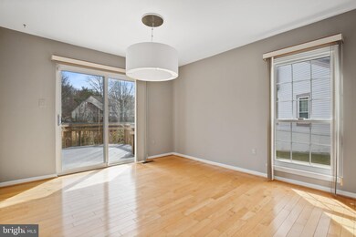 1571 Hugo Cir, Silver Spring, MD 20906 - photo 7