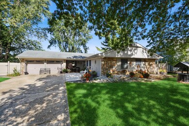 10 Idol Place, Matawan, NJ 07747 - photo 2