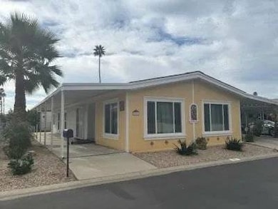 601 N Kirby St unit 501, Hemet, CA 92545 - photo 2