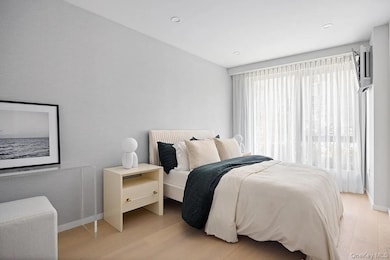 40-22 61st St unit 3N, Flushing, NY 11377 - photo 5