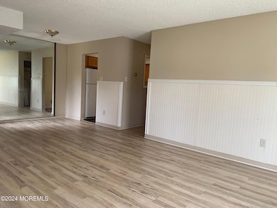 9 Newport Ct unit 231, Brick, NJ 08724 - photo 5