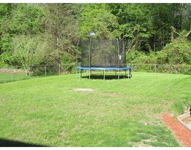 1087 S Main St, Bellingham, MA 02019 - photo 5