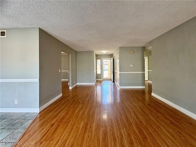 7018 Montcliff Ave, Las Vegas, NV 89147 - photo 4