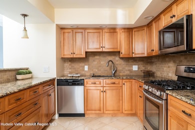 7 Marina Dr, Catskill, NY 12414 - photo 4