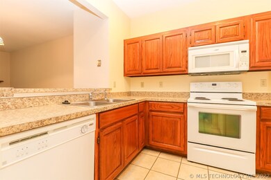 419 E C St unit 113, Jenks, OK 74037 - photo 7