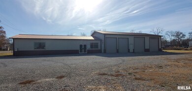 1005 N Main St, Harrisburg, IL 62946 - photo 4