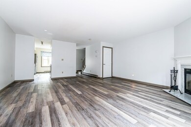 4 Walnut Cir, Merrimack, NH 03054 - photo 3