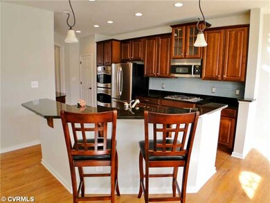 Kitchen - Granite countertops, 42