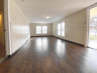 1031 W Hull St, Denison, TX 75020 - photo 6