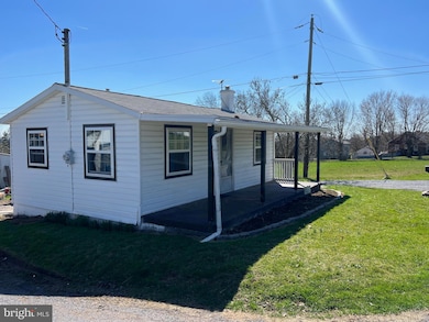 1440 Swamp Bridge Rd, Stevens, PA 17578 - photo 2