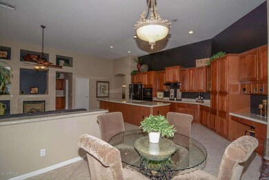 Breakfast Room-Kitchen
