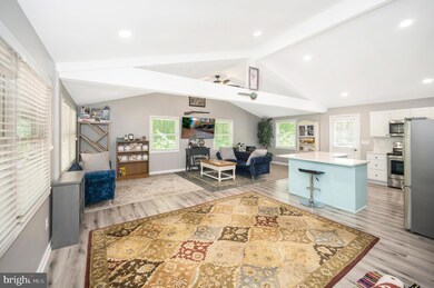 202 Wilderness Dr, Locust Grove, VA 22508 - photo 4