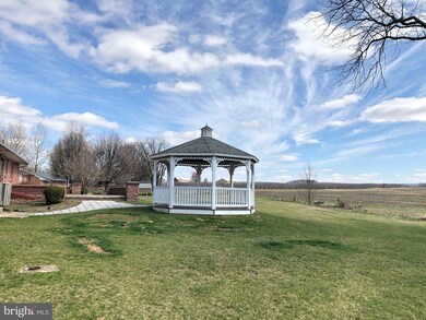 2336 Scotland Rd, Chambersburg, PA 17201 - photo 4