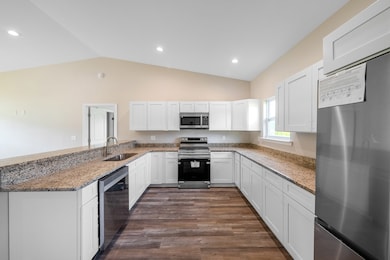 1103 Bluffton Dr, Bainbridge, GA 39817 - photo 4