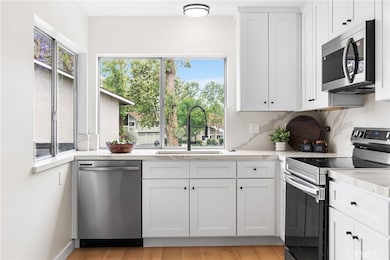 1738 N Cedar Glen Dr unit B, Anaheim, CA 92807 - photo 7