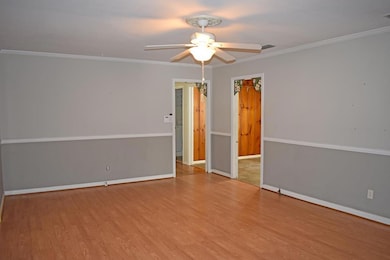 209 Ludolph St, Palestine, TX 75803 - photo 5