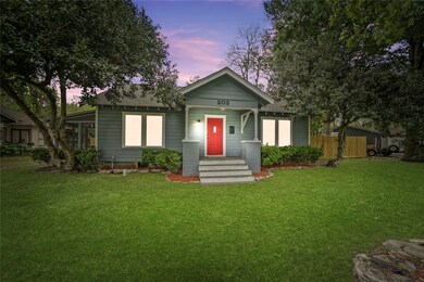 203 E Southland Ave, Alvin, TX 77511 - photo 2