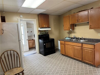 75 Chestnut St, Geneva, OH 44041 - photo 6