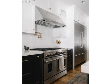 3183 Douglas Cir, Lake Oswego, OR 97035 - photo 6