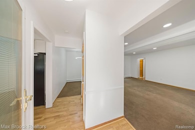 6041 Eastmoor Rd, Bloomfield Hills, MI 48301 - photo 4