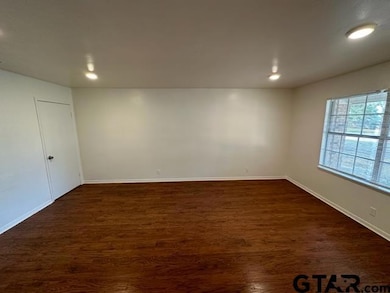 1401 Kensington Dr, Tyler, TX 75703 - photo 2