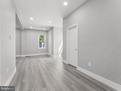 9 N Front St, Darby, PA 19023 - photo 6