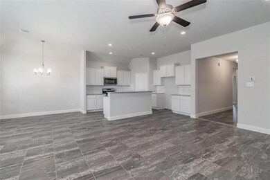 733 Vaquero St, White Settlement, TX 76108 - photo 7