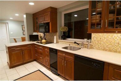 914 Weldon Ln, Bryn Mawr, PA 19010 - photo 6