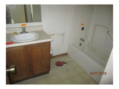 5329 Cherry Bud Ct, Columbus, OH 43228 - photo 6