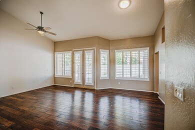 LIVING ROOM 1