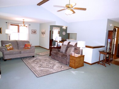 3412 Briar Ridge Way, Columbus, IN 47203 - photo 5