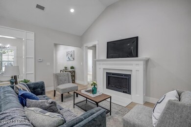 1281 Glen Laura Rd, Jacksonville, FL 32205 - photo 5