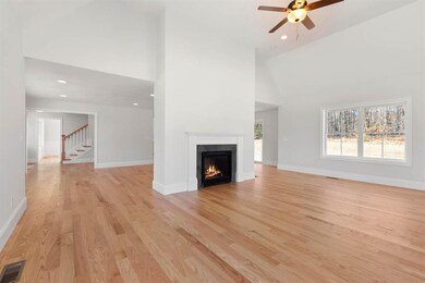 145 Nathaniel Dr, Portsmouth, NH 03801 - photo 7