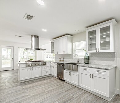 10003 Briar Dr, Houston, TX 77042 - photo 6