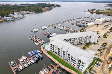 Shoreline on Lake Conroe unit 214, Montgomery, TX 77356 - photo 2