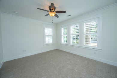 977WarrickLane006