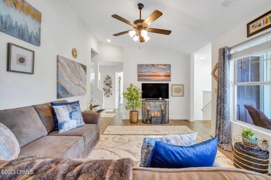 12 OLD SOUTH LIVING AREA