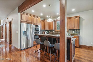 1176 Springer View Dr_HDR007