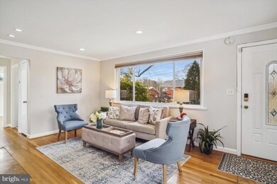 10207 Duvawn Place, Silver Spring, MD 20902 - photo 4