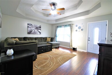 531 Helmwood Cir, Mount Washington, KY 40047 - photo 4