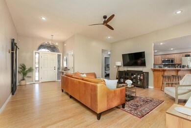 645 N Jerico St, Nixa, MO 65714 - photo 2