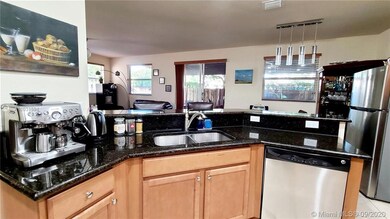 4461 NW 112th Ct, Doral, FL 33178 - photo 6