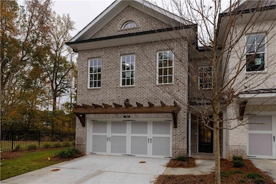 153 Wards Crossing Way unit 8, Johns Creek, GA 30022 - photo 2