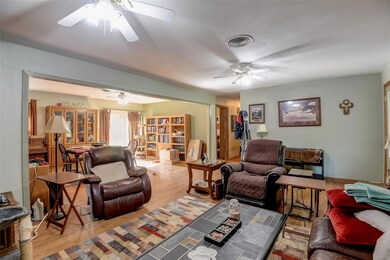 204 Arcadia St, Hurst, TX 76053 - photo 6