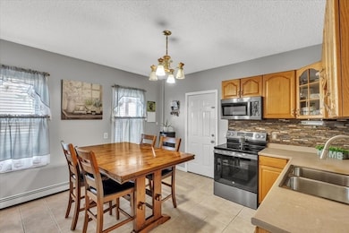 66 Howard St, Brockton, MA 02301 - photo 4