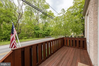 672 Manatawny St, Pottstown, PA 19464 - photo 3