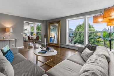 821 Douglas Ave unit 301, Minneapolis, MN 55403 - photo 3