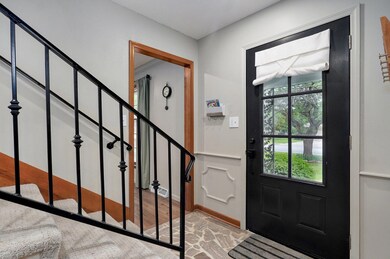 814 W Swan St-6