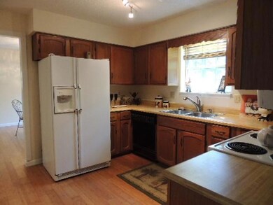 154 Dovenshire Dr, Crossville, TN 38558 - photo 5